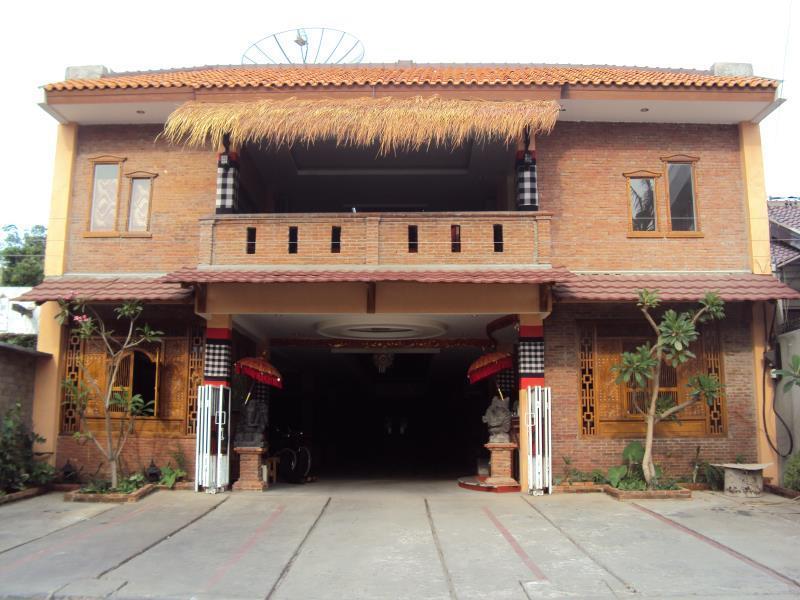 Oyo 90408 Hotel Horton Cirebon Eksteriør billede